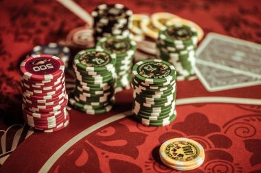 bobi89 Feature-round prompts